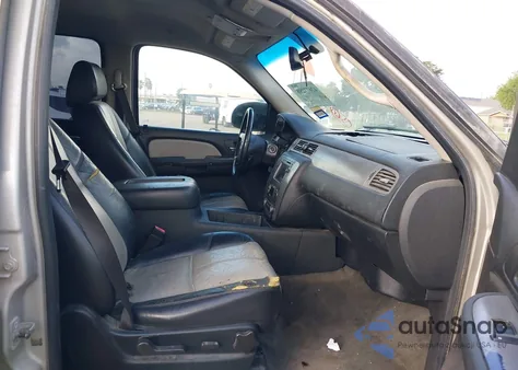 2008 Chevrolet Tahoe Lt z USA, uszkodzony, nr VIN 1GNFK13018R170131